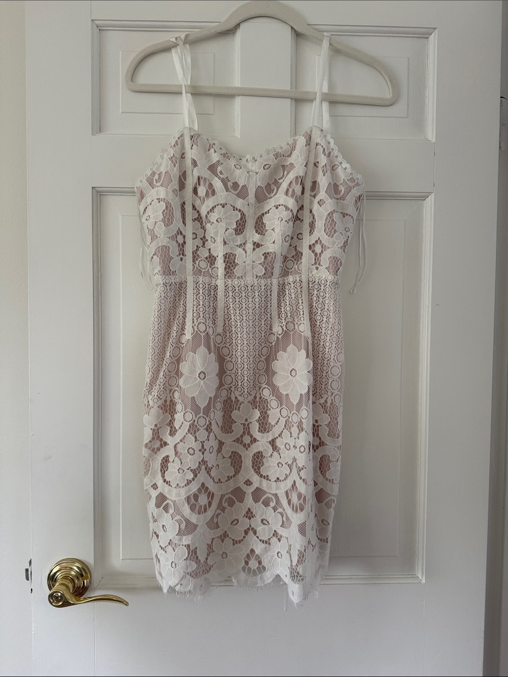 Betsey Johnson White Floral Lace Spaghetti-Strap Mini Dress